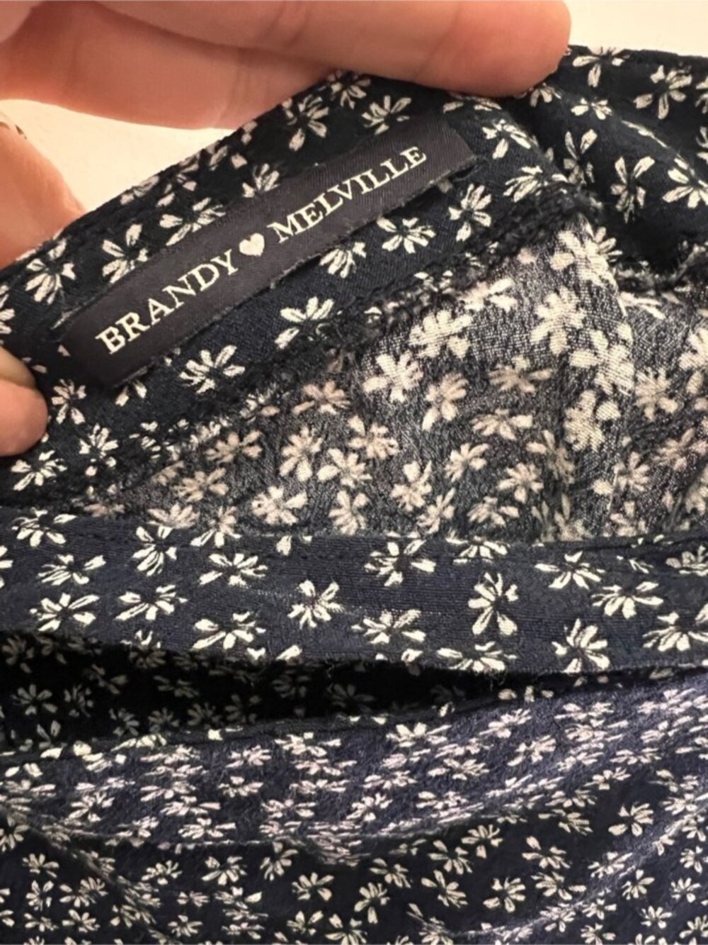 Skirt Size M - Picture 2 of 2